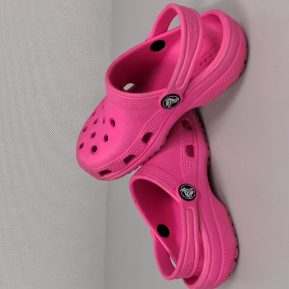 Crocs